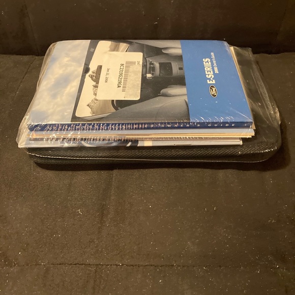 2008 Ford E-Series E-150 E-250 E-350 Owners Manual Guide Booklet New Sealed - Picture 6 of 9